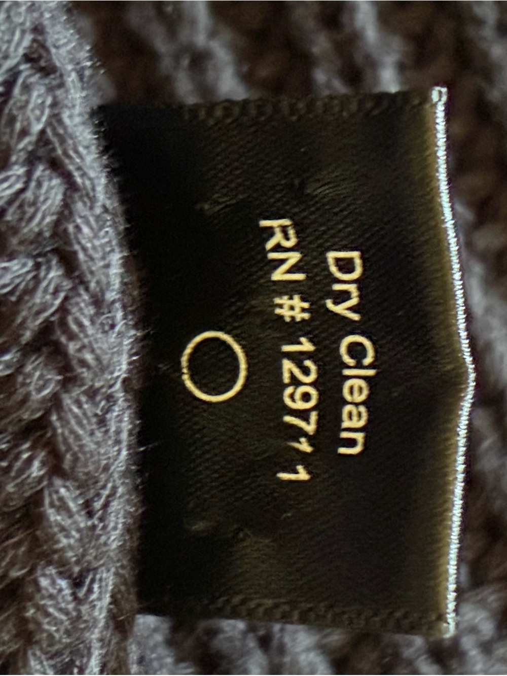 Jenni Kayne Black V-Neck Ribbed Knit Pullover - Picture 3 of 9